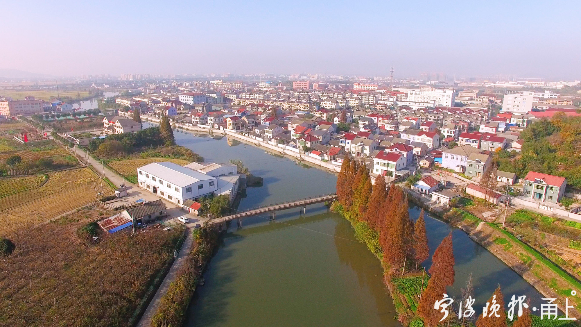 全国各地以斗门命名的地方很多,余姚市马渚镇斗门村是其中一处.