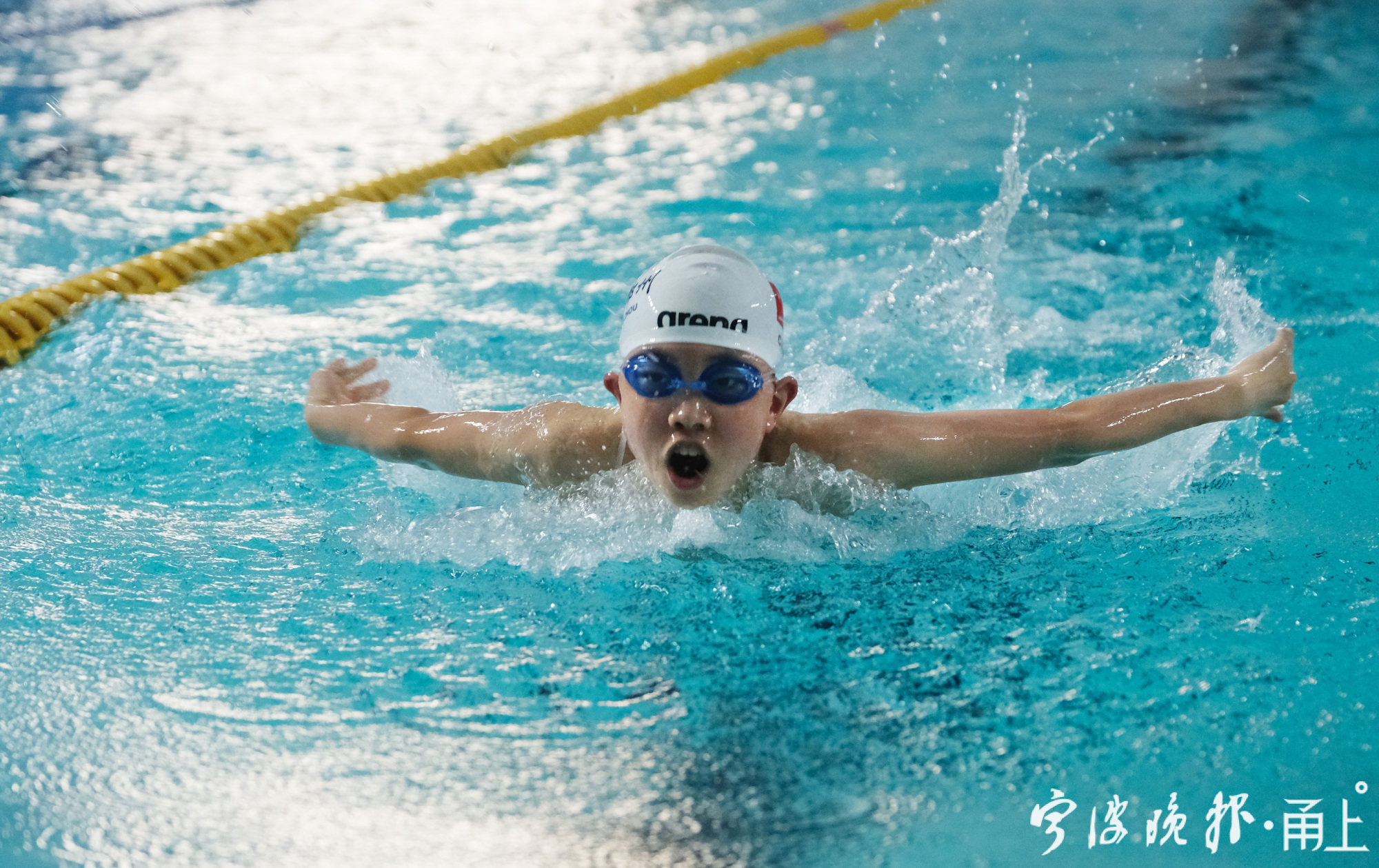 宁波青少年游泳赛改革赛制仿照奥运会设立成绩达标线