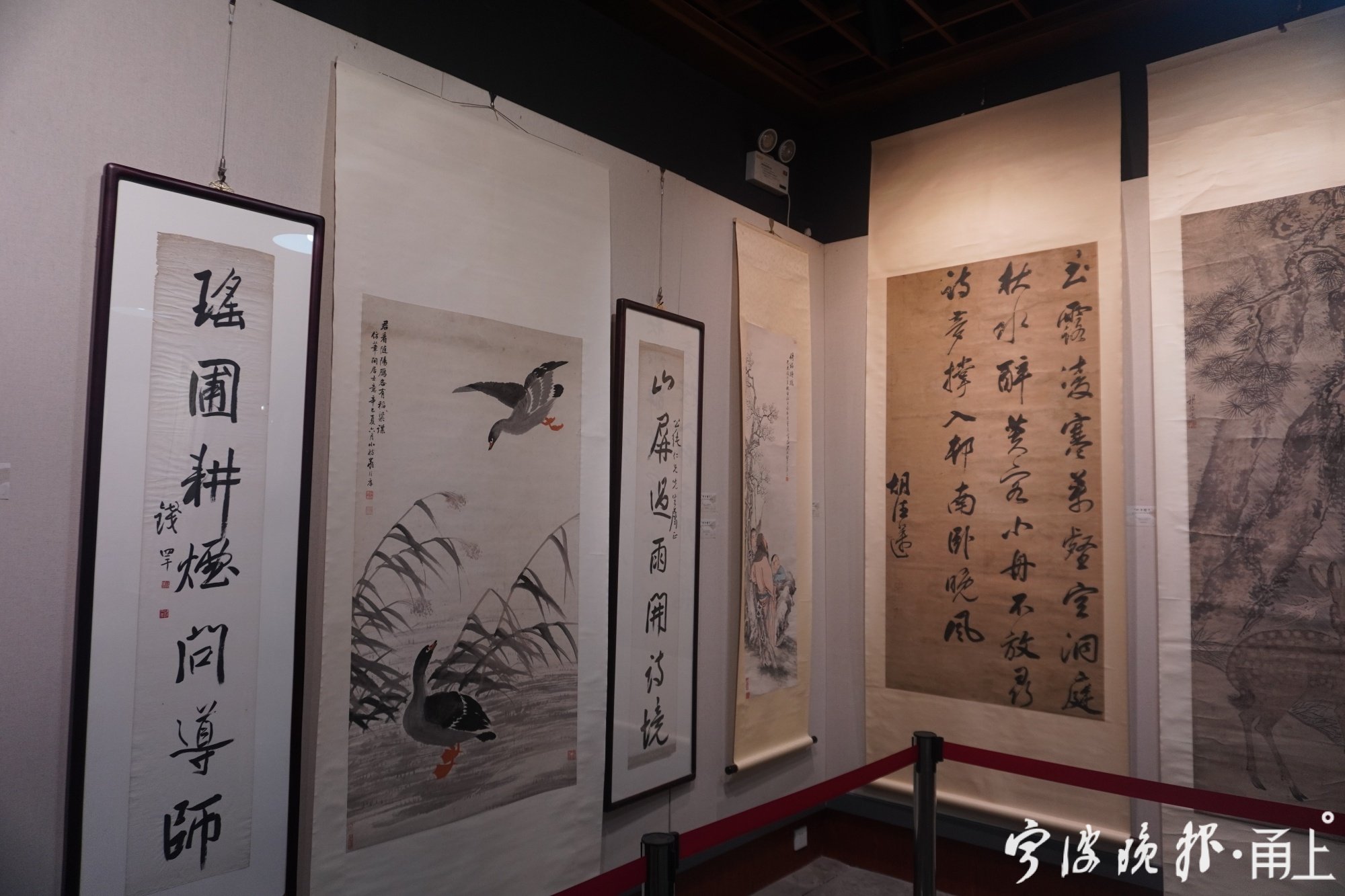 66件明清以来宁波书画名家作品在月湖贺秘监祠展出