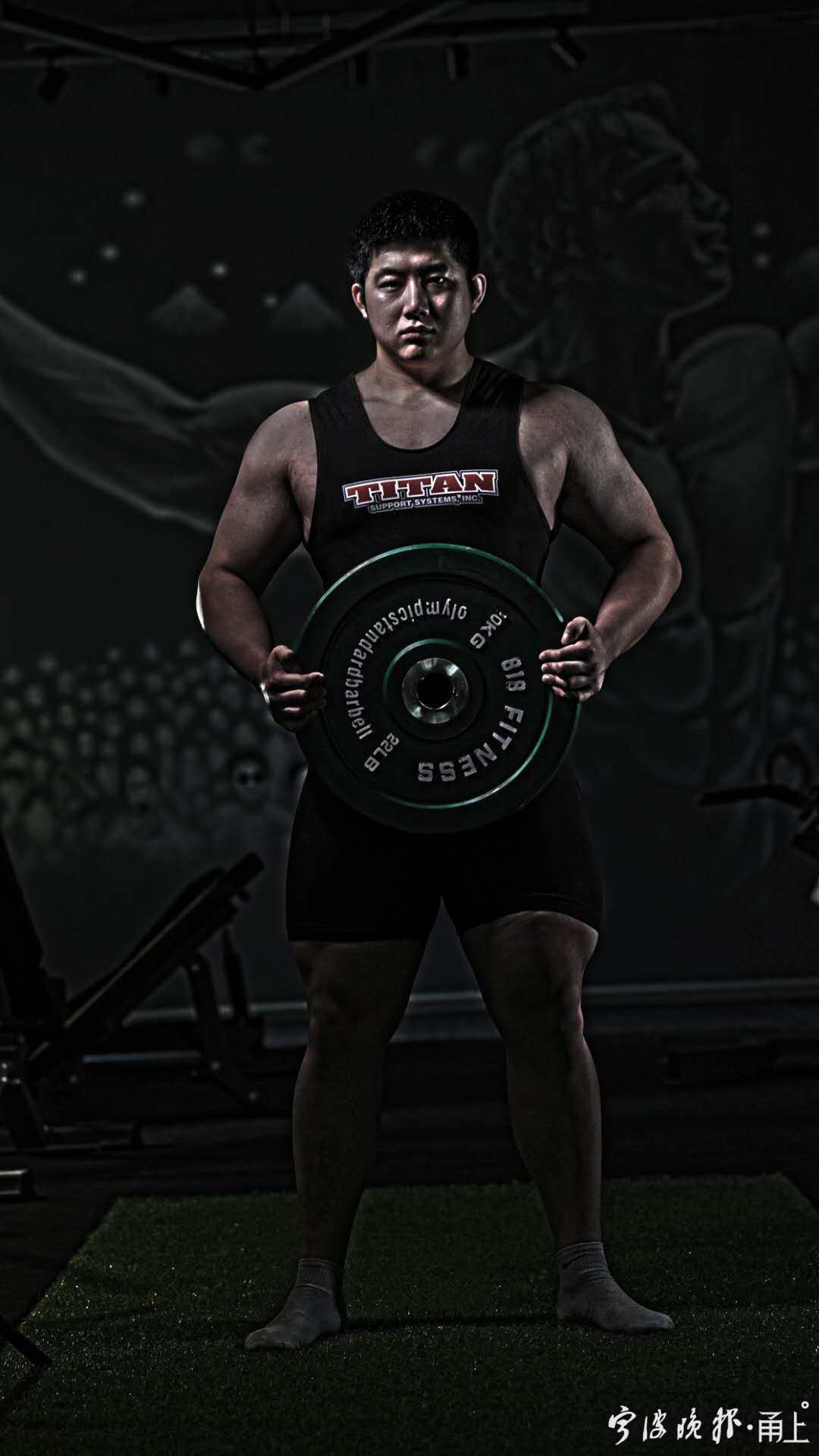 宁波小伙郑晗轩:从想减肥的胖子到wrpf力量举大赛冠军