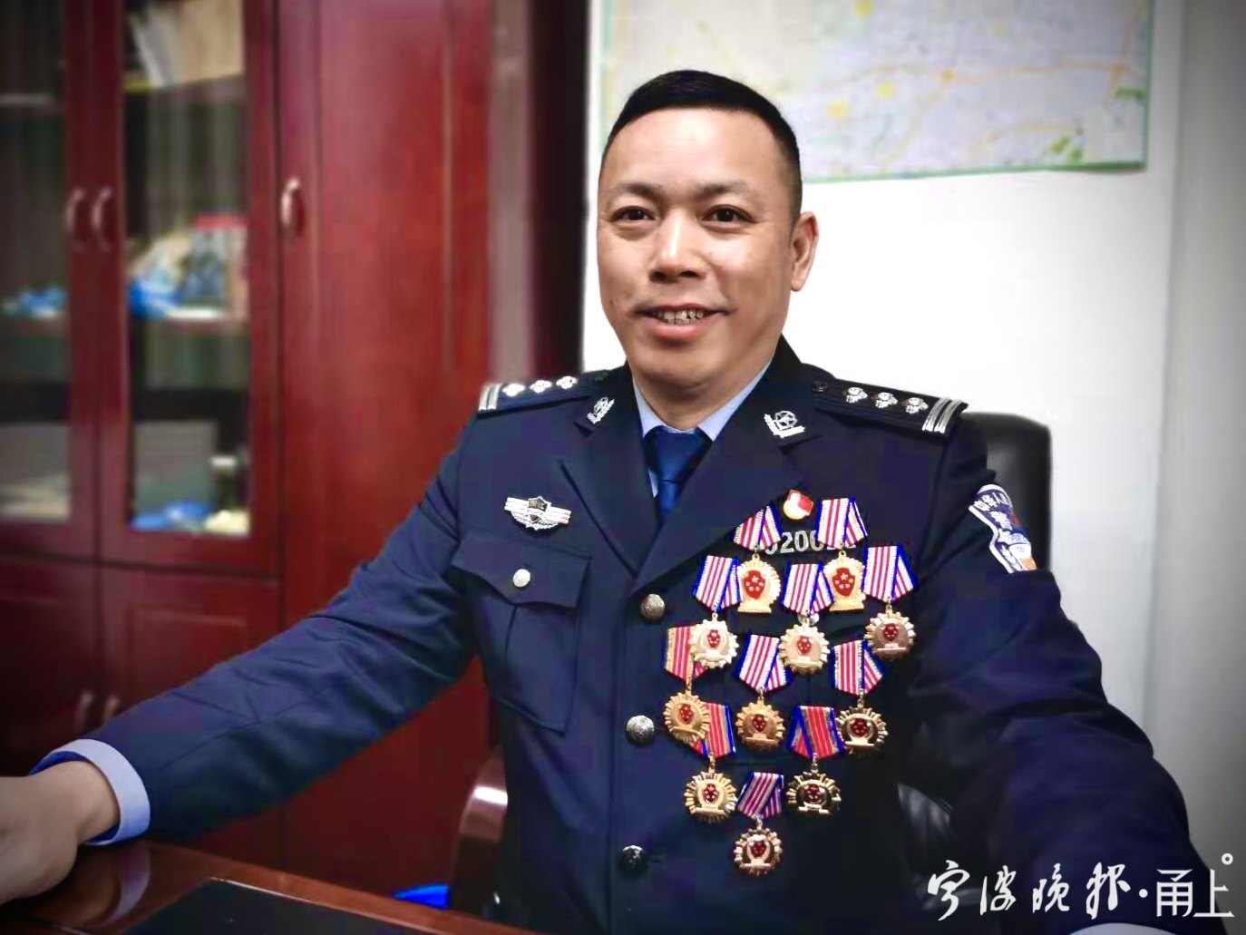 宁波公安记忆 | 潘学德:宁波特警"飞虎队长"