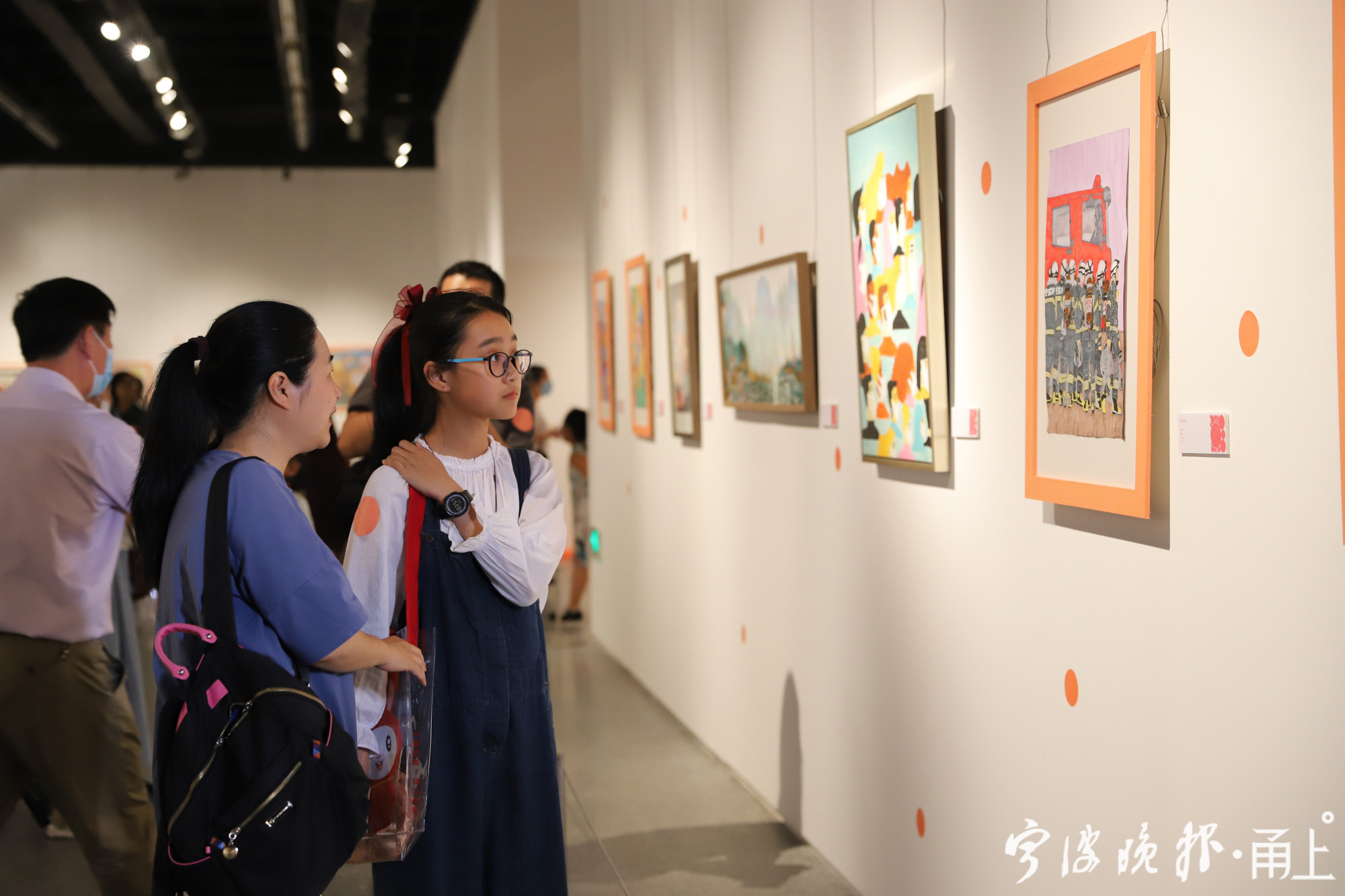 宁波少儿艺术展开展,宁波美术馆艺术教育中心同步对外开放