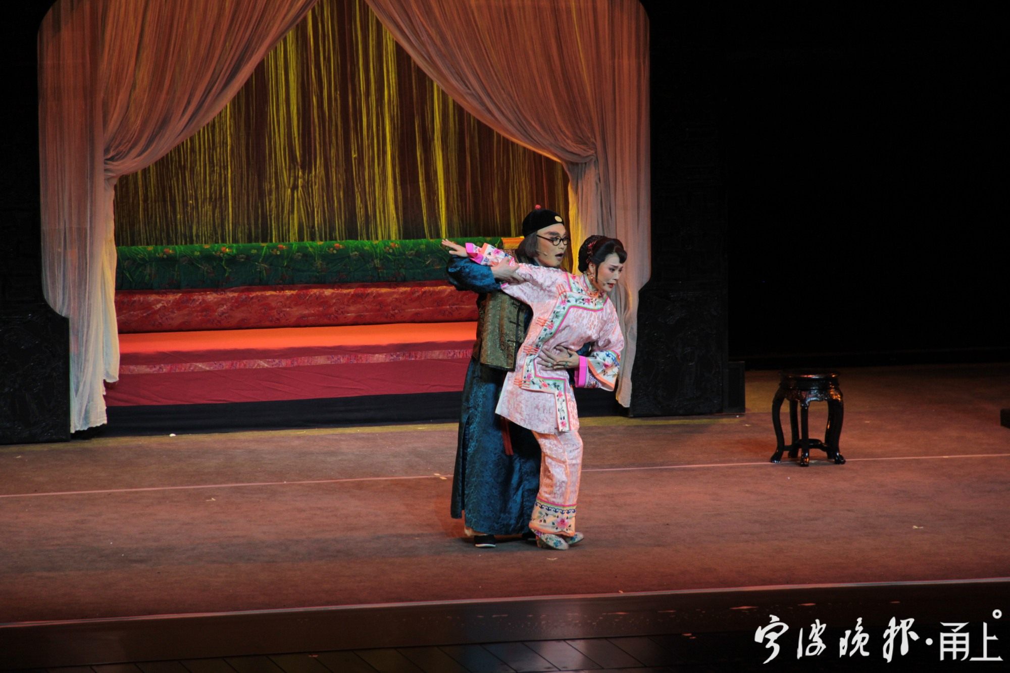 "甬剧王子"苏醒携个人专场,在杭演绎"戏文里的青春" - 宁波都市传媒网