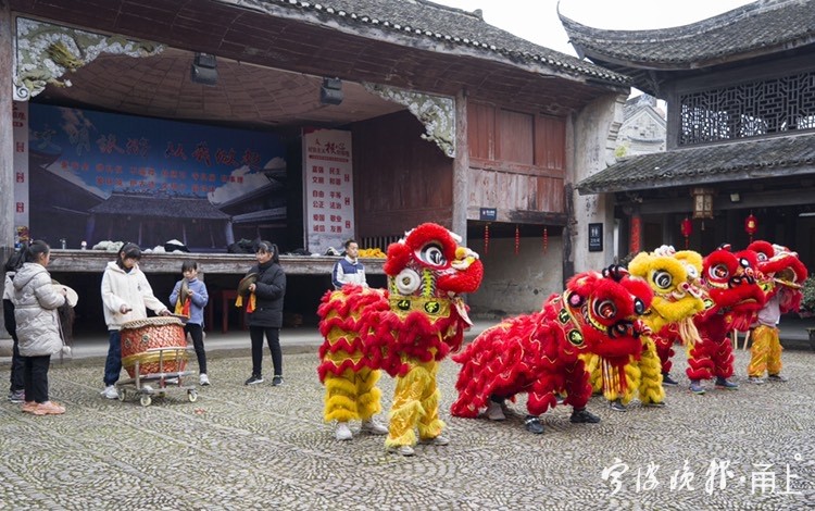 前童古镇里走出一群雄狮少年他们让一度没落的舞狮技艺焕发新生